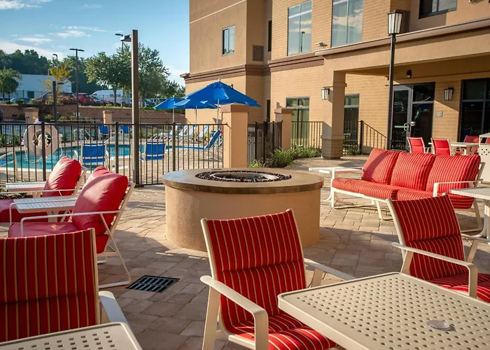 Hotel By Marriott Airport/medical Center Pensacola