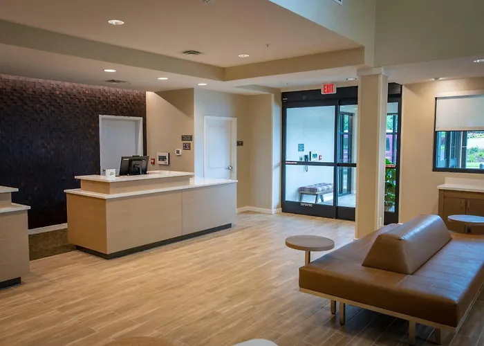 Hotel By Marriott Airport/medical Center