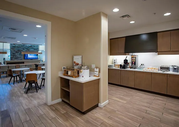 By Marriott Airport/medical Center 3* Pensacola