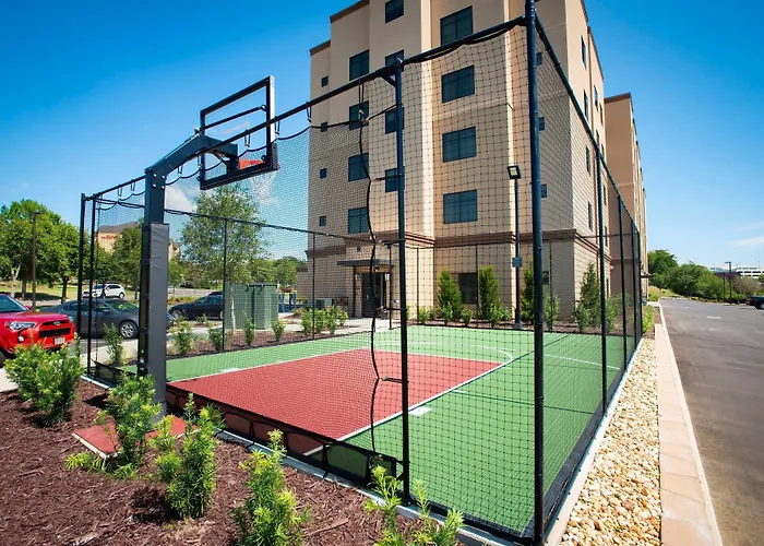 By Marriott Airport/medical Center 3*
