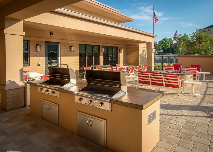 By Marriott Airport/medical Center Hotel 3*