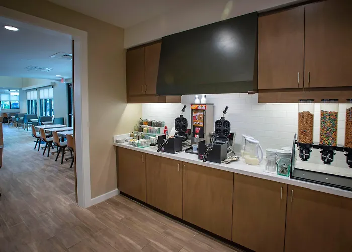 By Marriott Airport/medical Center 3* Pensacola