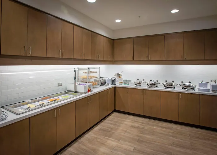 Hotel By Marriott Airport/medical Center